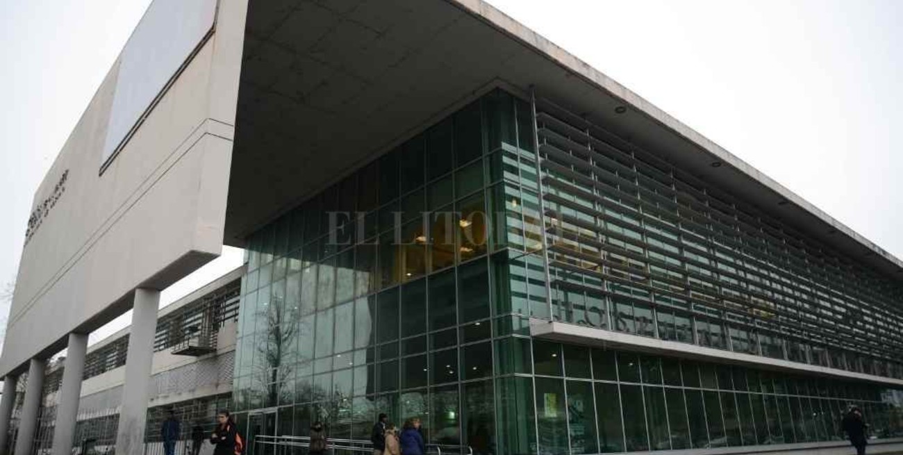 Rosario: murió en el hospital de emergencias un hombre que fue baleado en un taller mecánico