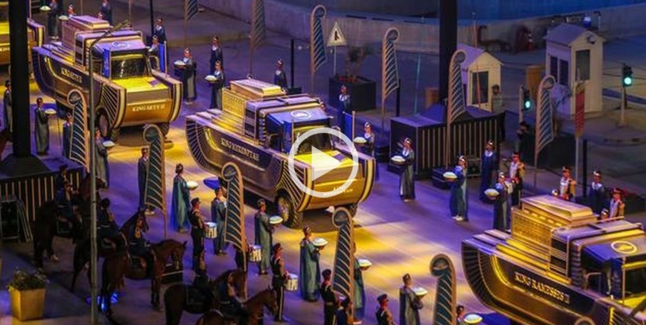 Video: 22 momias "recorren" este sábado las calles de El Cairo