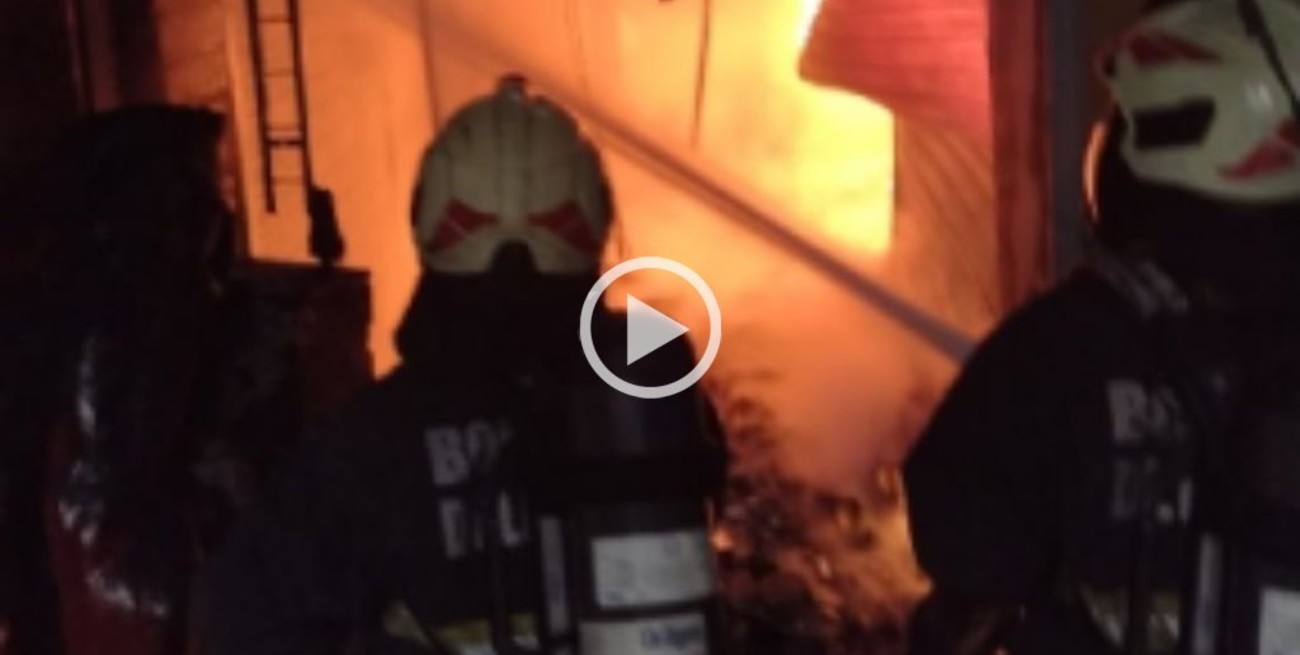 Video: se incendió una galería en la ciudad de Buenos Aires