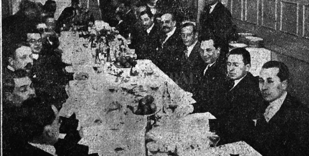 La llegada a la ciudad de Louis Ferdinand Hohenzollern, nieto del último emperador alemán