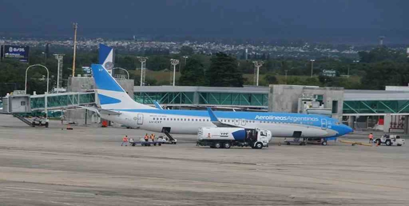 Tras siete meses, arribó el primer vuelo de Aerolíneas Argentinas a la provincia de Córdoba