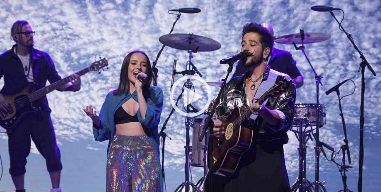 Camilo y Evaluna Montaner presentaron "Índigo" en el programa de Jimmy Fallon