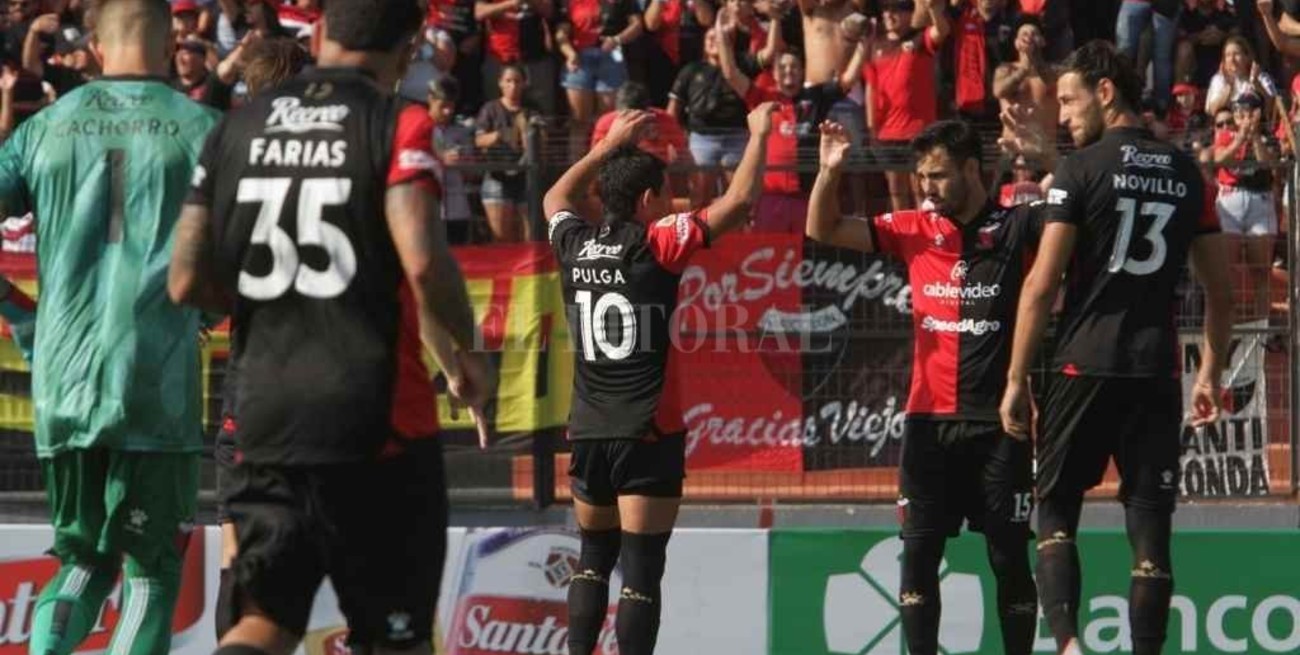 Vuelo charter a Santiago en la mitad de la seguidilla
