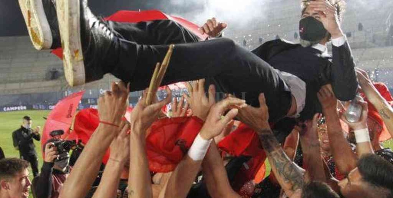 Colón: la gloria no se compra pero tampoco se "regala"...