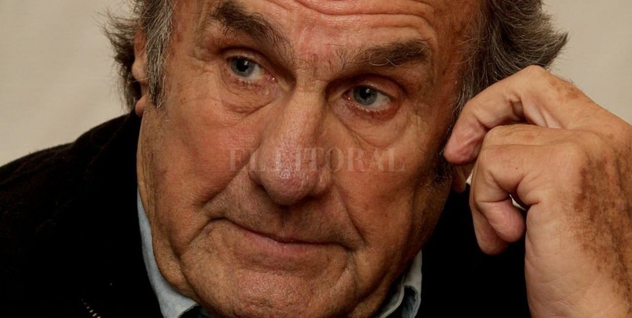 Reutemann pasó la noche "estable" pero su pronóstico aún es "reservado"