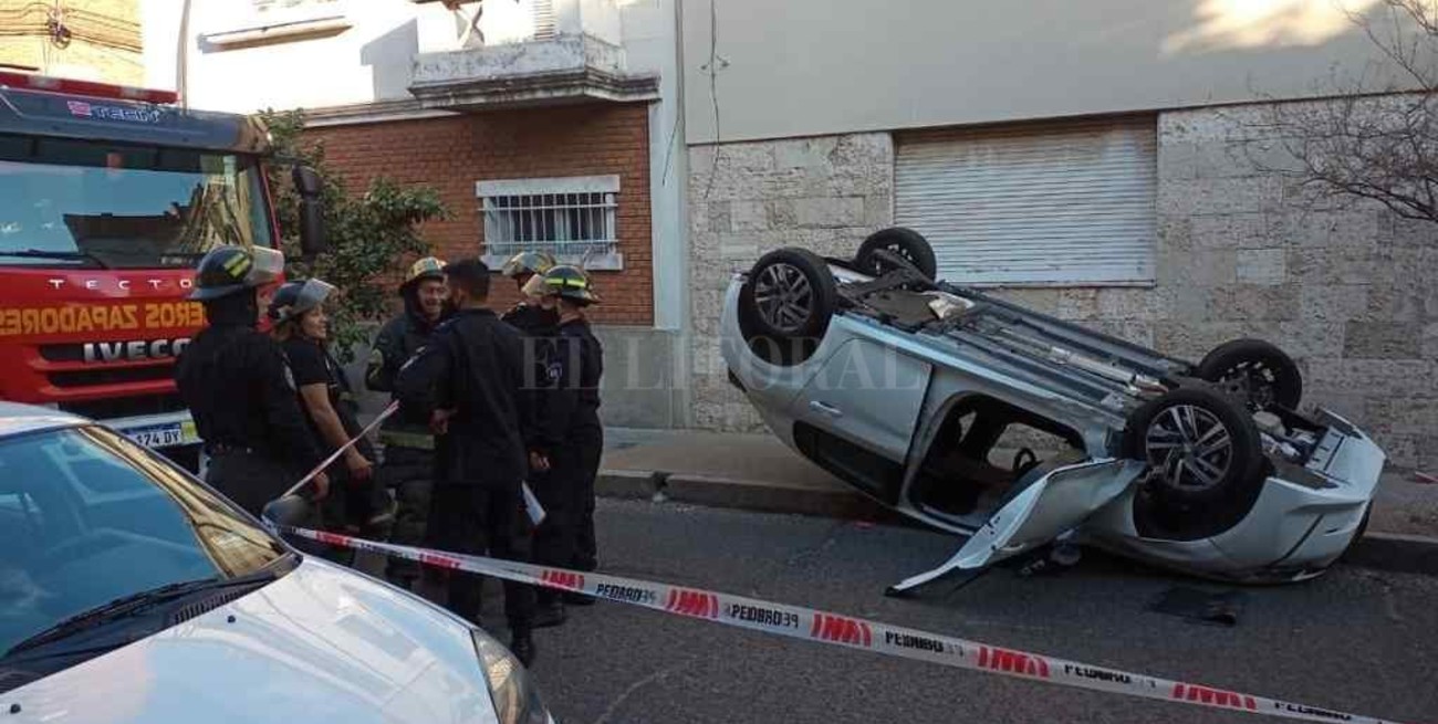 Accidente, vuelco y misterio en la zona céntrica de Santa Fe