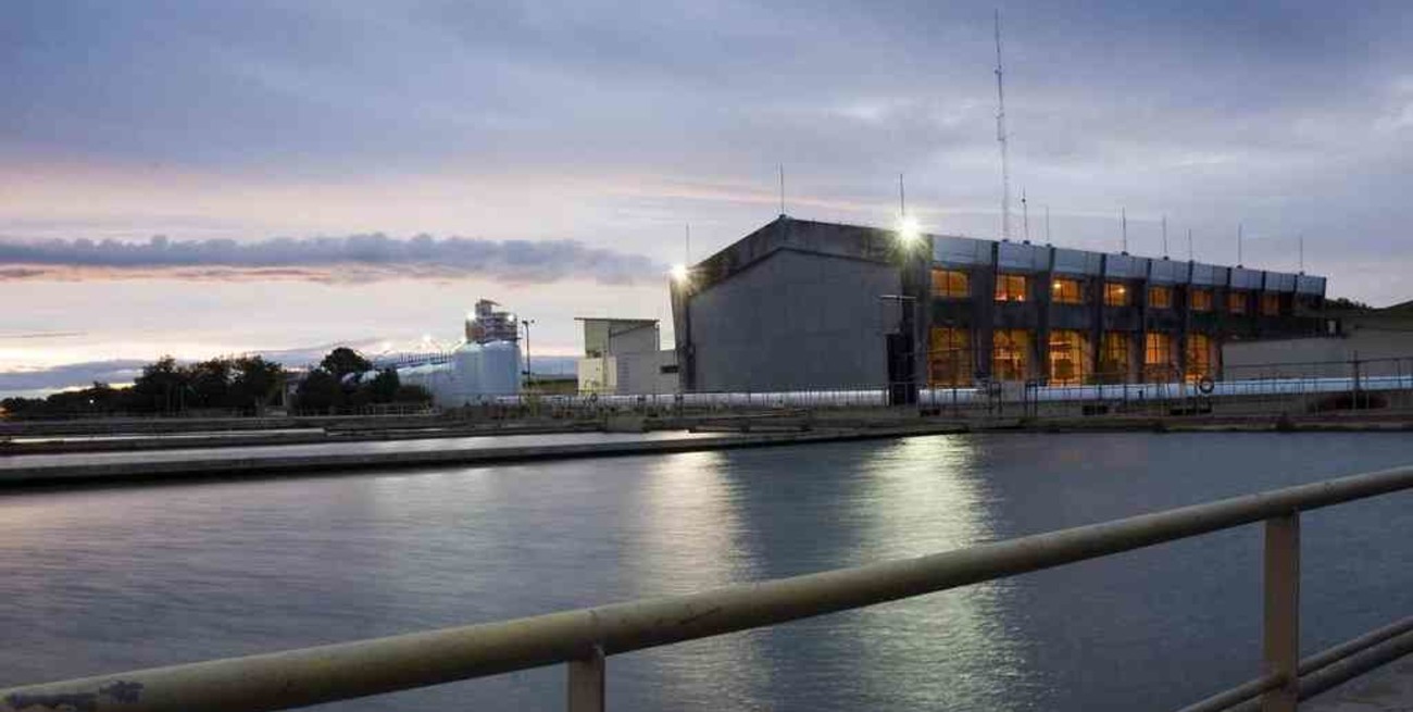 Pese a la gran bajante, Rosario tendrá un servicio normal de agua potable en el verano