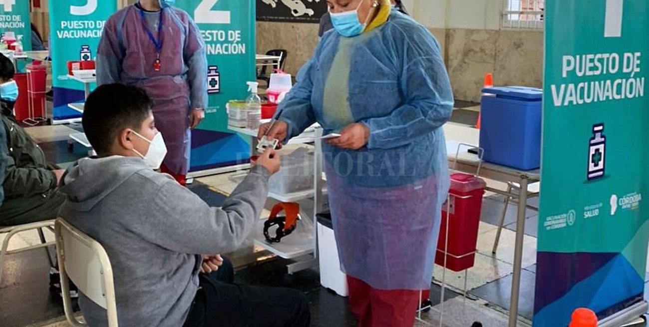 En Córdoba comenzarán a aplicar terceras dosis de vacunas contra el coronavirus