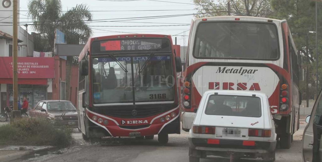 Investigan ataques contra colectivos de la Línea 1