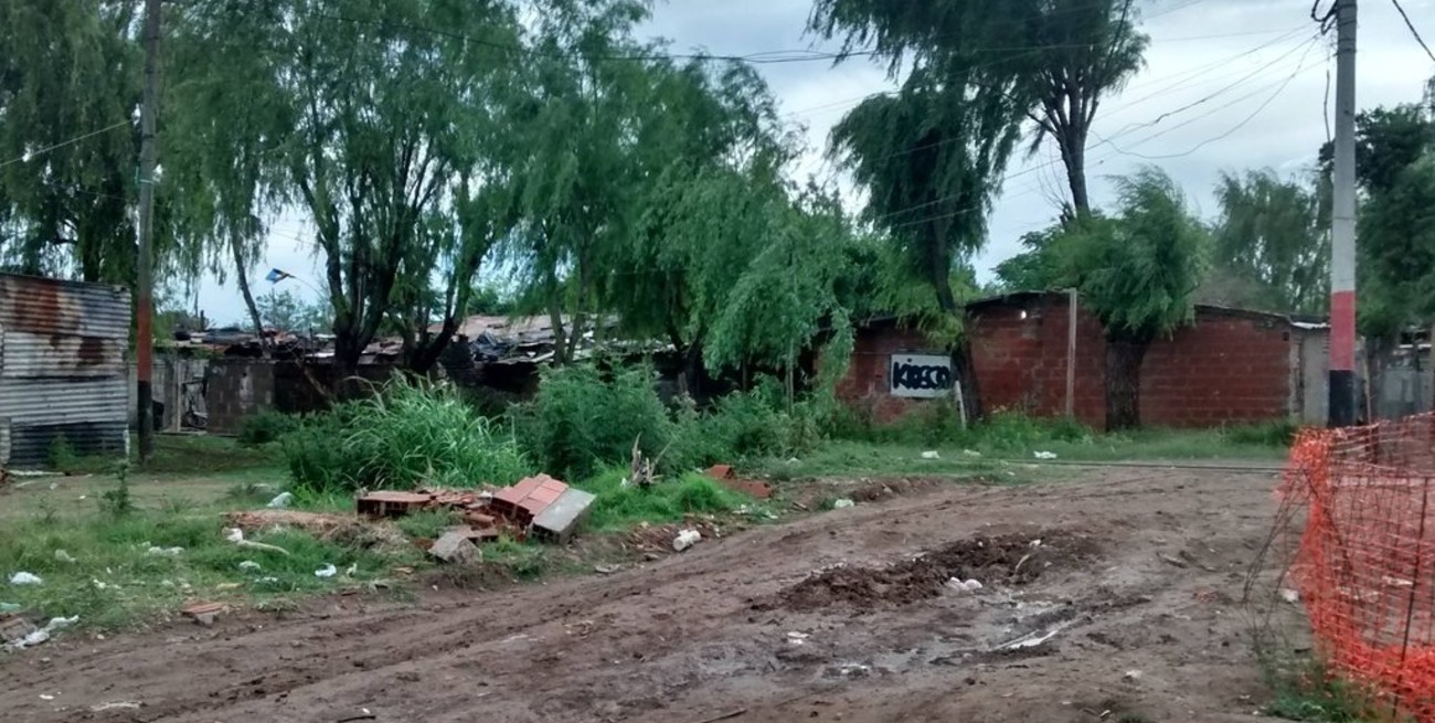 El 97% de las familias que viven en barrios populares de Rosario no tiene cloacas