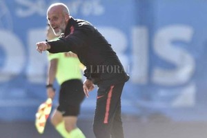 Gentileza Diego Monarriz, ex interino de San Lorenzo, sería ayudante de campo de Somoza en Colón.