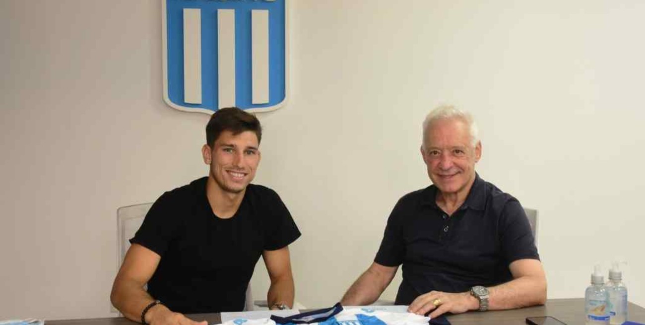 Facundo Mura fue presentado como refuerzo de Racing