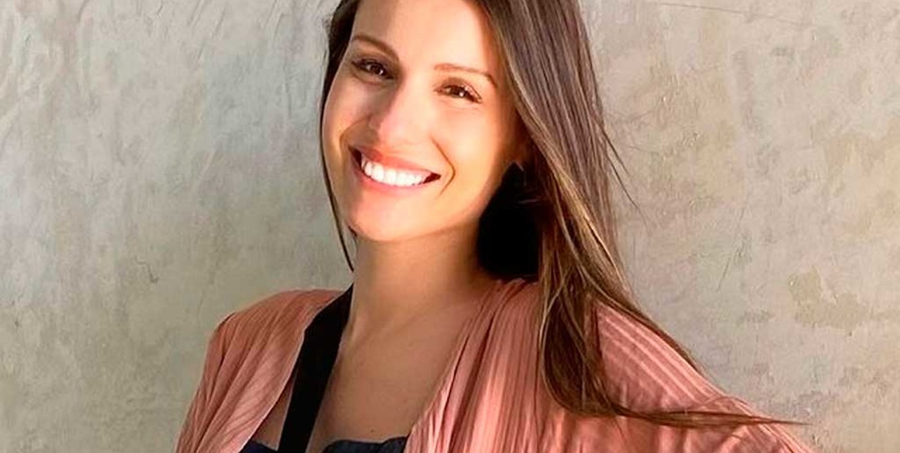 Pampita mostró una ecografía de su bebé