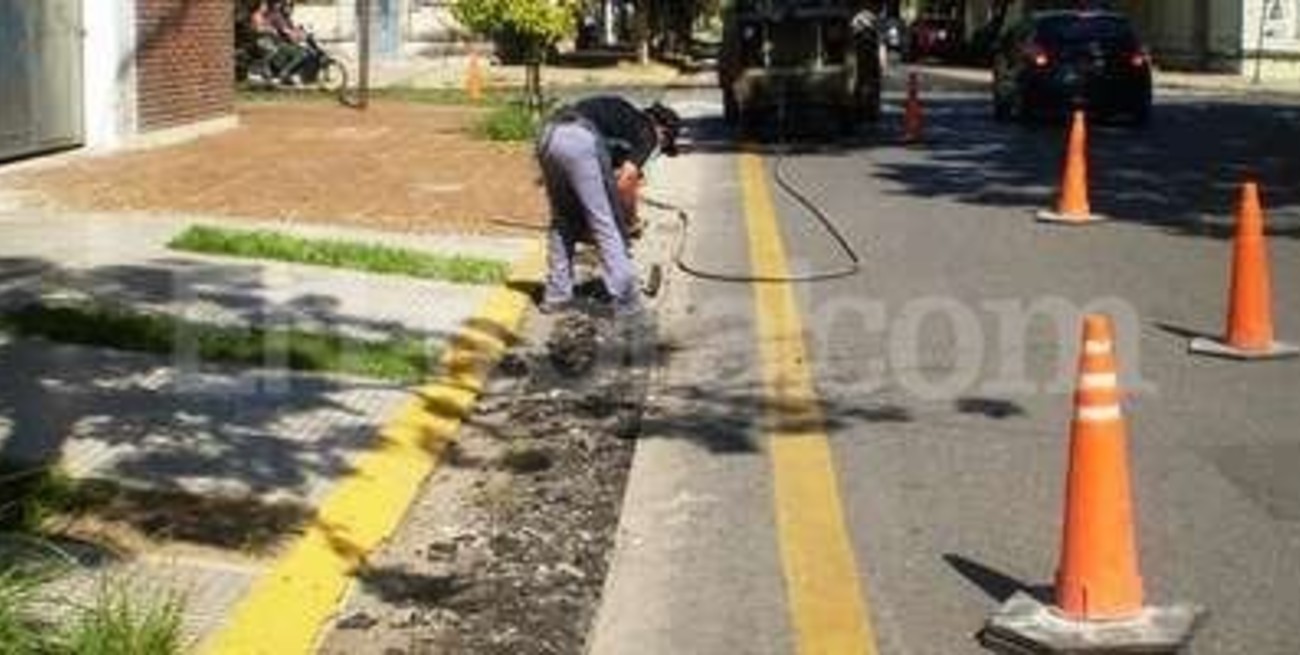 Comenzaron la obra para acondicionar la bicisenda en Candioti Sur