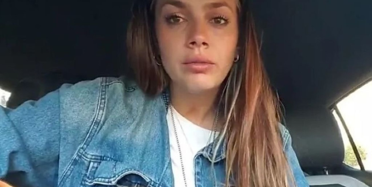 Natalie Pérez se olvidó la letra de su propio tema en vivo