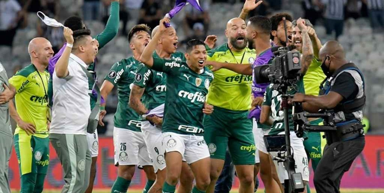 Palmeiras superó a Atlético Mineiro y es finalista de la Copa Libertadores por segundo año consecutivo 