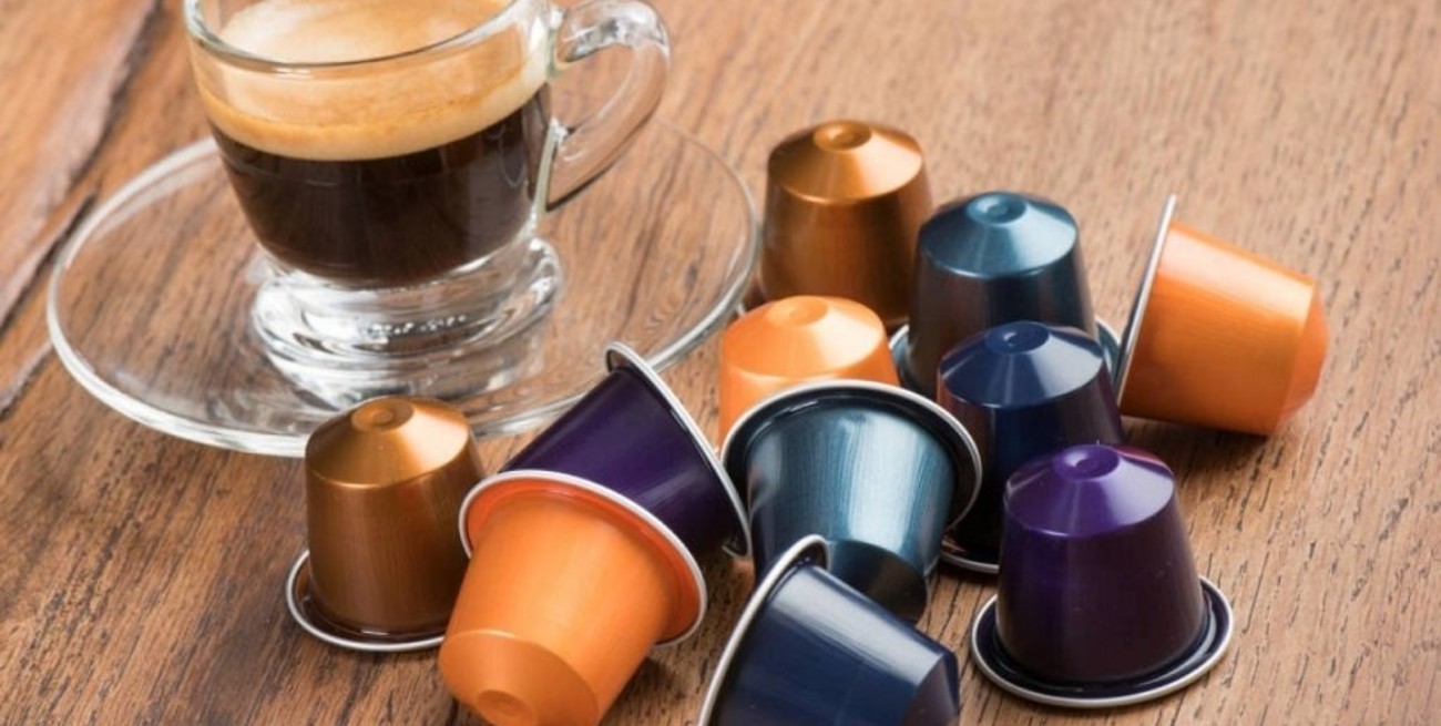 Por falta de dólares: Argentina  se queda sin cápsulas de café y de máquinas Nespresso