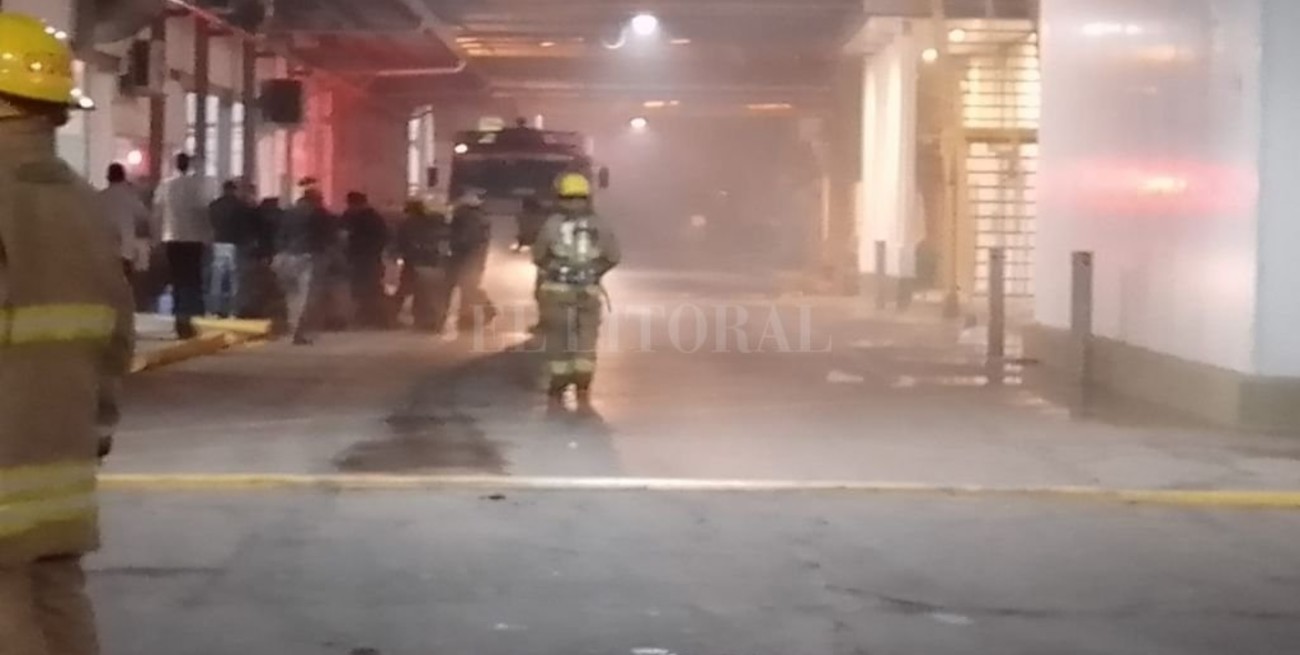 Un incendio afectó el sector de cámaras frigoríficas de Friar