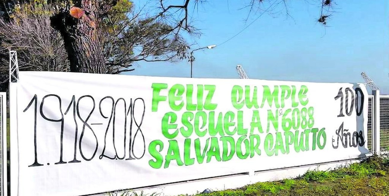 Cumple 100 años la escuela primaria "Salvador Caputto" de El Sombrerito