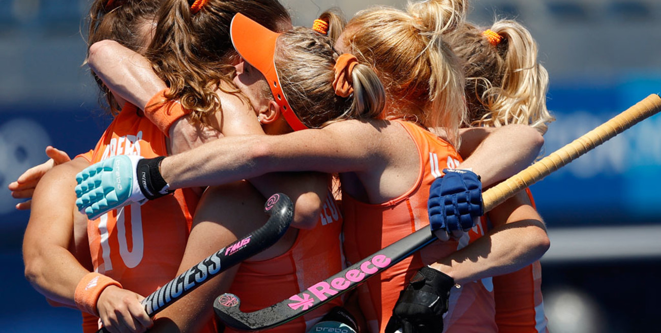 Países Bajos goleó y espera por Las Leonas o India