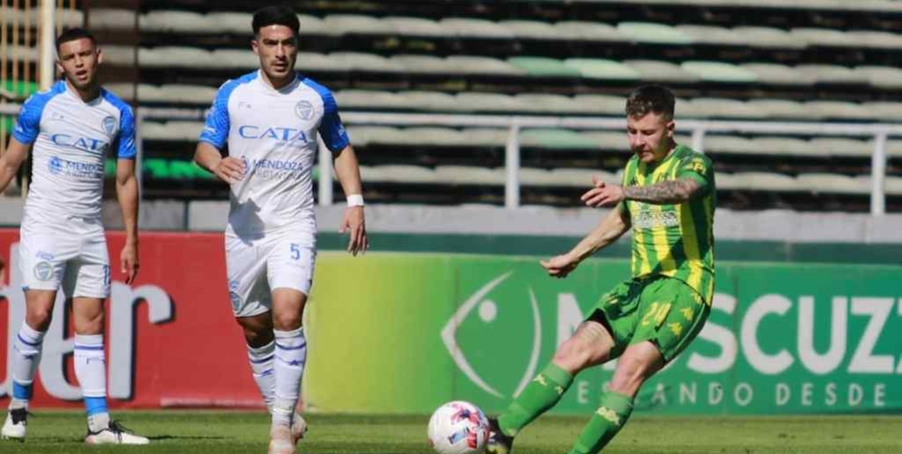 Godoy Cruz goleó a Aldosivi y profundizó su mala racha