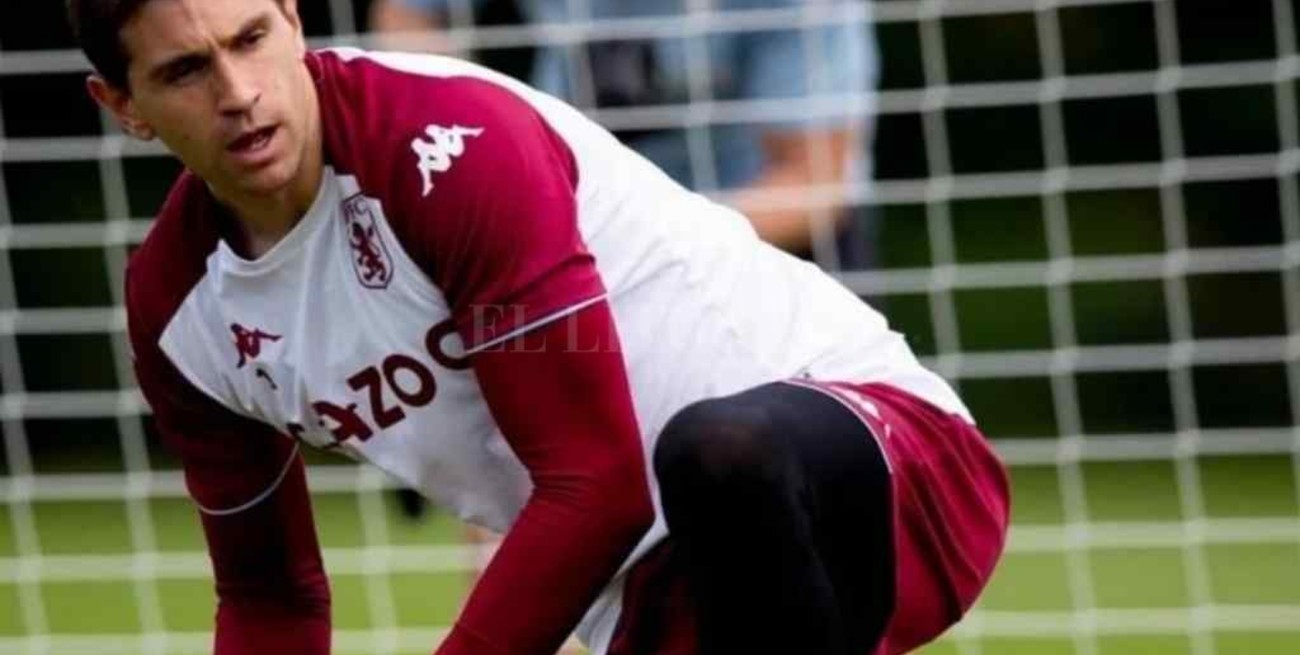 "Dibu" Martínez y Emiliano Buendia ya pueden volver a jugar con Aston Villa