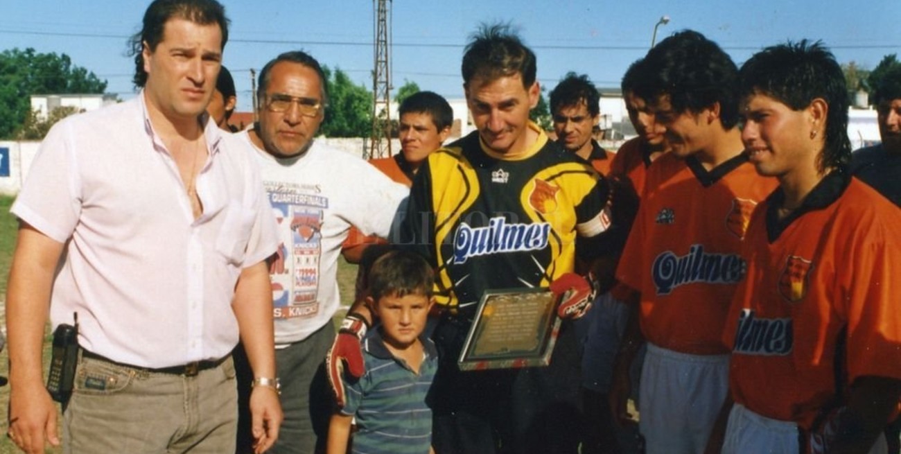Las Flores II, 27 años de amor y pertenencia por la camiseta