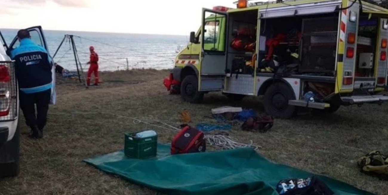 Conmoción en Mar del Plata: encontraron un cadáver en una playa de Los Acantilados