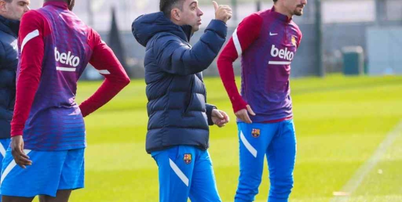 Comenzó la era Xavi en Barcelona: hubo dos despidos y seis jugadores no continuarían