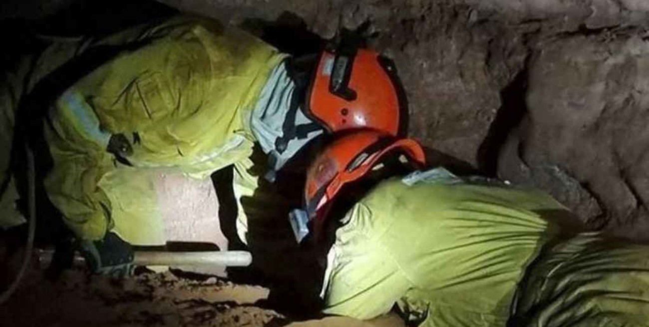 Un accidente en una cueva de Brasil dejó 9 bomberos muertos