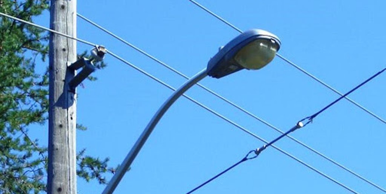 Corrientes: una mujer murió electrocutada mientras colgaba ropa