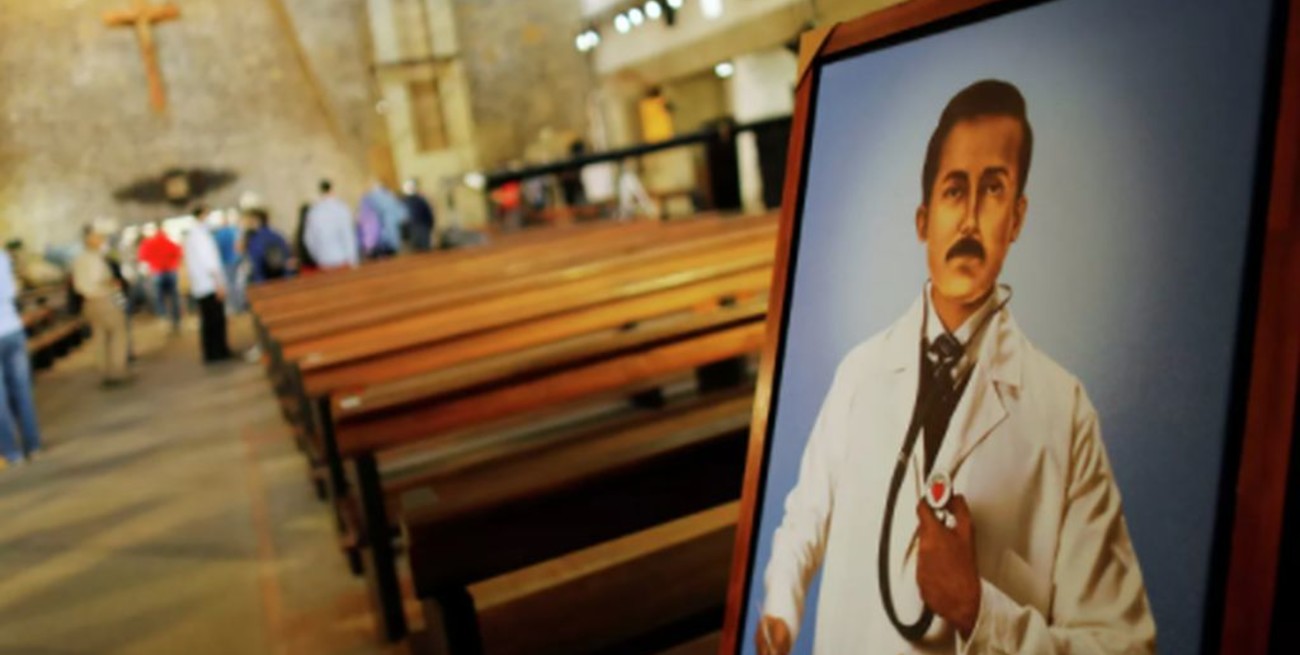 Venezuela: la Iglesia católica beatificó a José Gregorio Hernández, el "médico de los pobres"