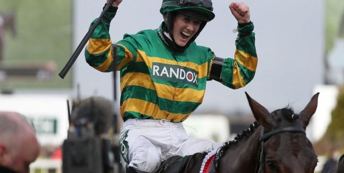 Video: Rachael Blackmore hace historia como la primera mujer en ganar el Grand National