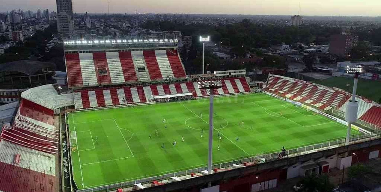La semana próxima llegarán los bloques para completar la platea alta del estadio 15 de Abril