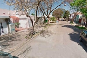 Captura de Pantalla - Google Street View Francia al 1100, lugar donde se halló al matrimonio sin vida.