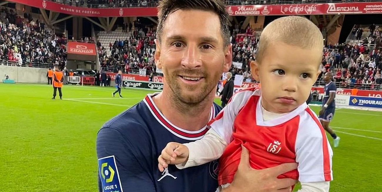 Tras su debut en el PSG, Messi le cumplió un sueño al arquero del Reims