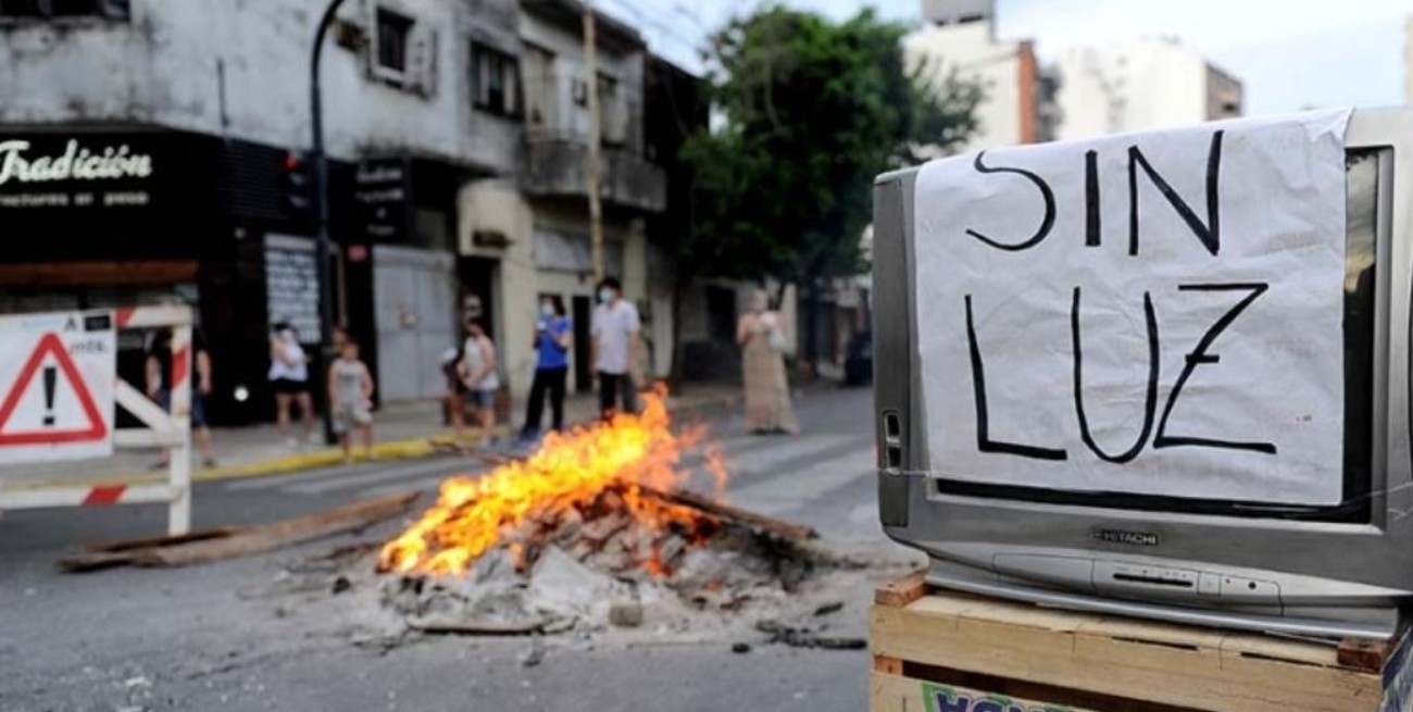 En la ciudad de Buenos Aires y el conurbano, más de 11 mil hogares continúan sin luz