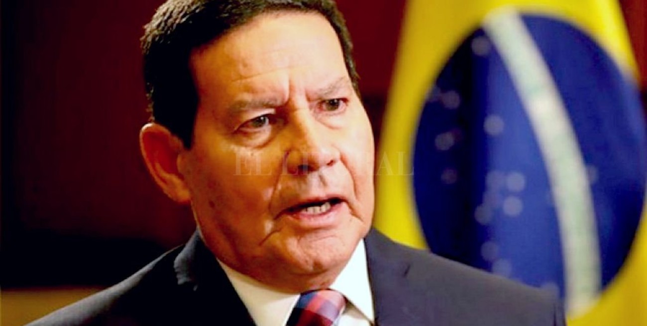 El vicepresidente de Brasil descartó la posibilidad de un golpe de Estado tras la crisis militar