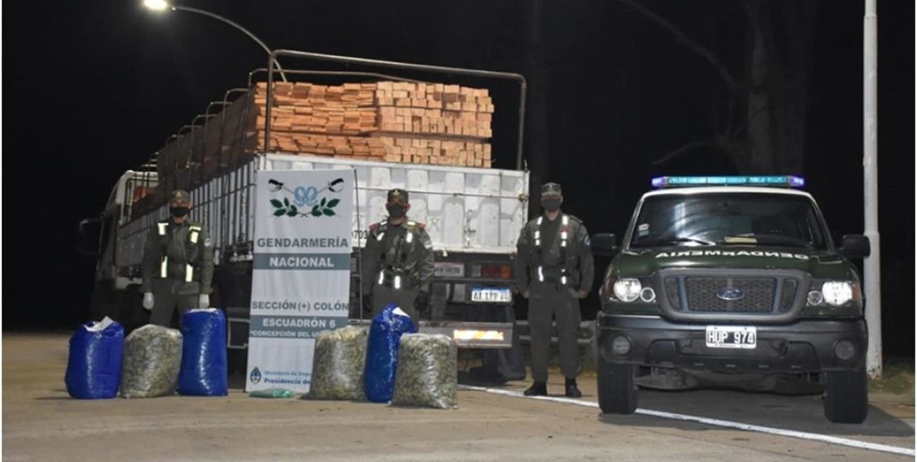 Secuestran 67 kilos de hojas de coca y 5 kilos de pasta base en Entre Ríos