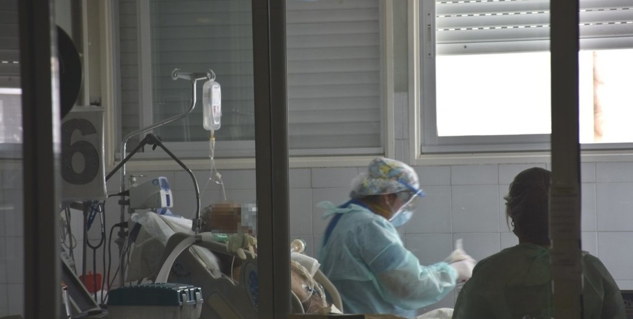 Subió 86 % el promedio diario de muertos por coronavirus en una semana en el país