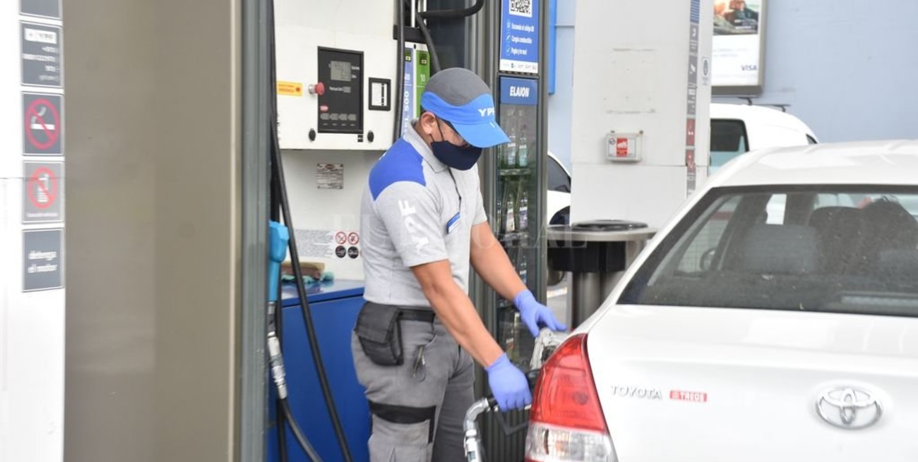 Ahora YPF dice que no van a aumentar los combustibles