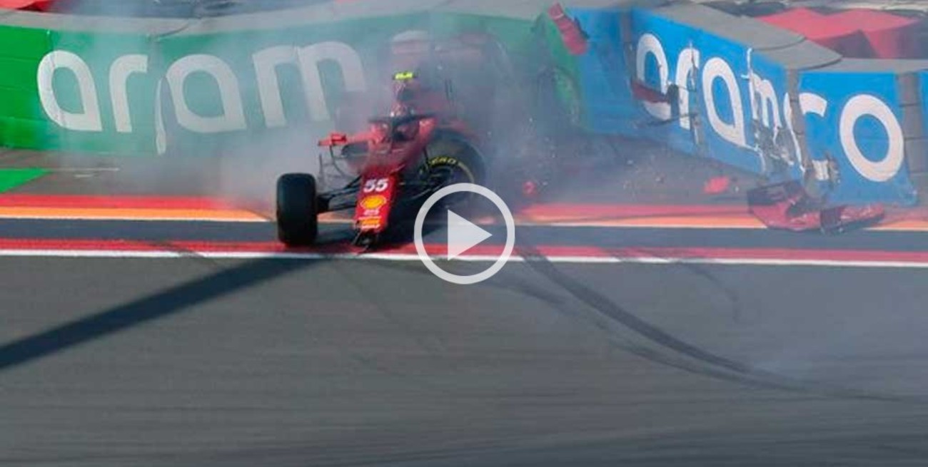 Video: impactante accidente de la Ferrari de Carlos Sainz