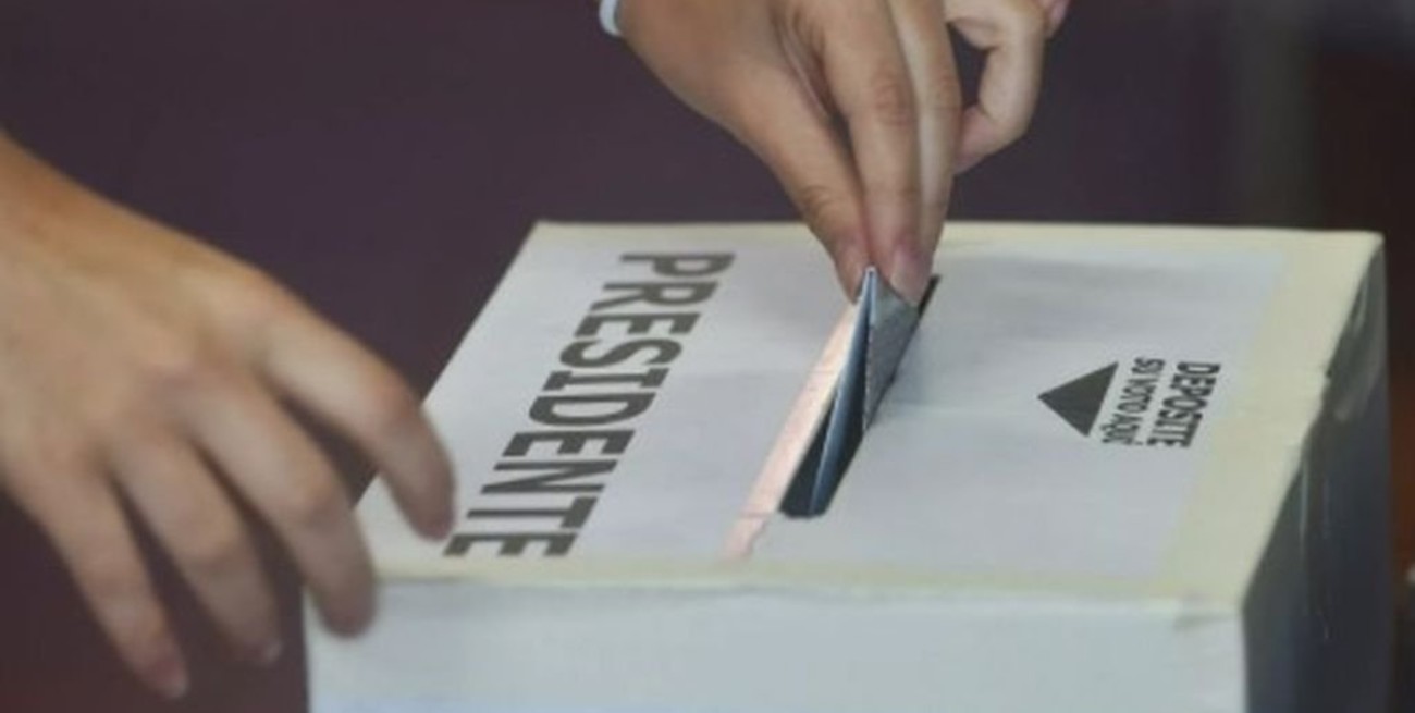 Costa Rica abre sus urnas en elecciones presidenciales y legislativas