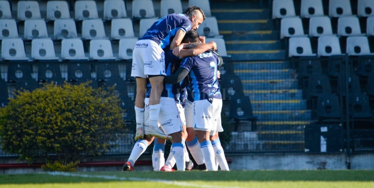 Atlético de Rafaela sumó todo en Floresta