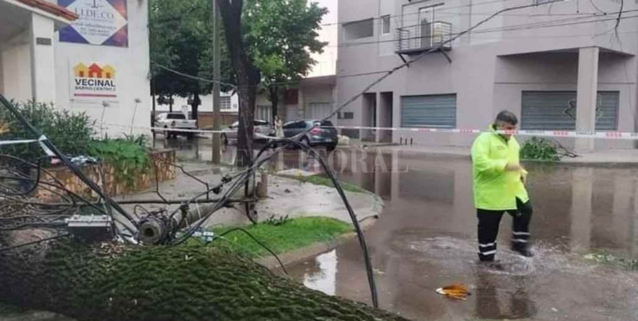 Venado Tuerto: fuerte temporal dejó daños y rutas cortadas 