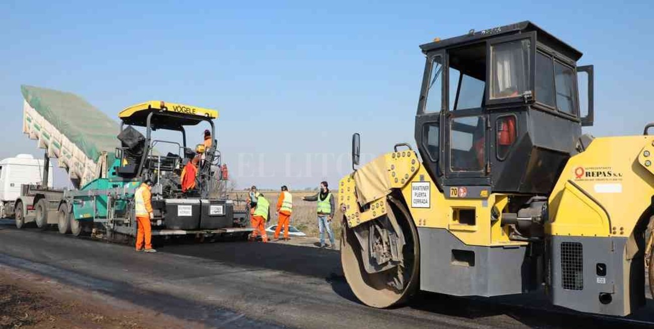 Invierten más de 2.400 millones de pesos en rutas del sur provinciales