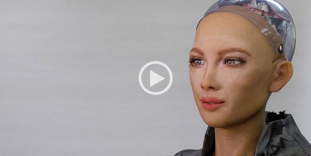 Hanson Robotics planea producir masivamente robots sociales "Sofía" durante 2021