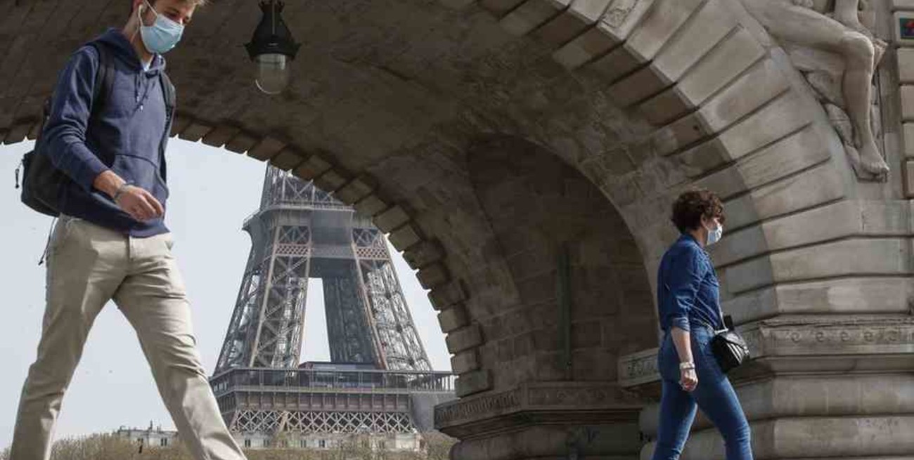 Francia confirmó nueve casos de la variante ómicron del coronavirus