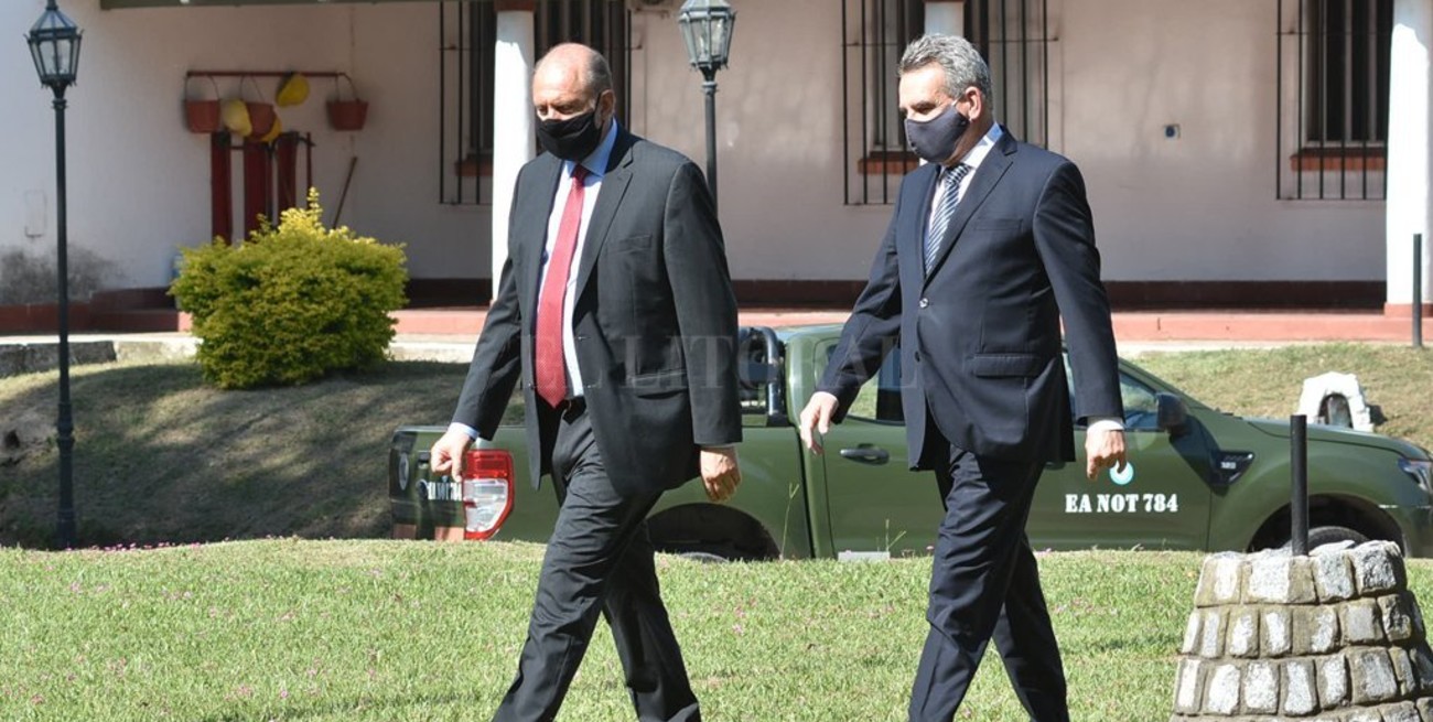 Rossi se reunió con Perotti e instó a "apoyar" la gestión