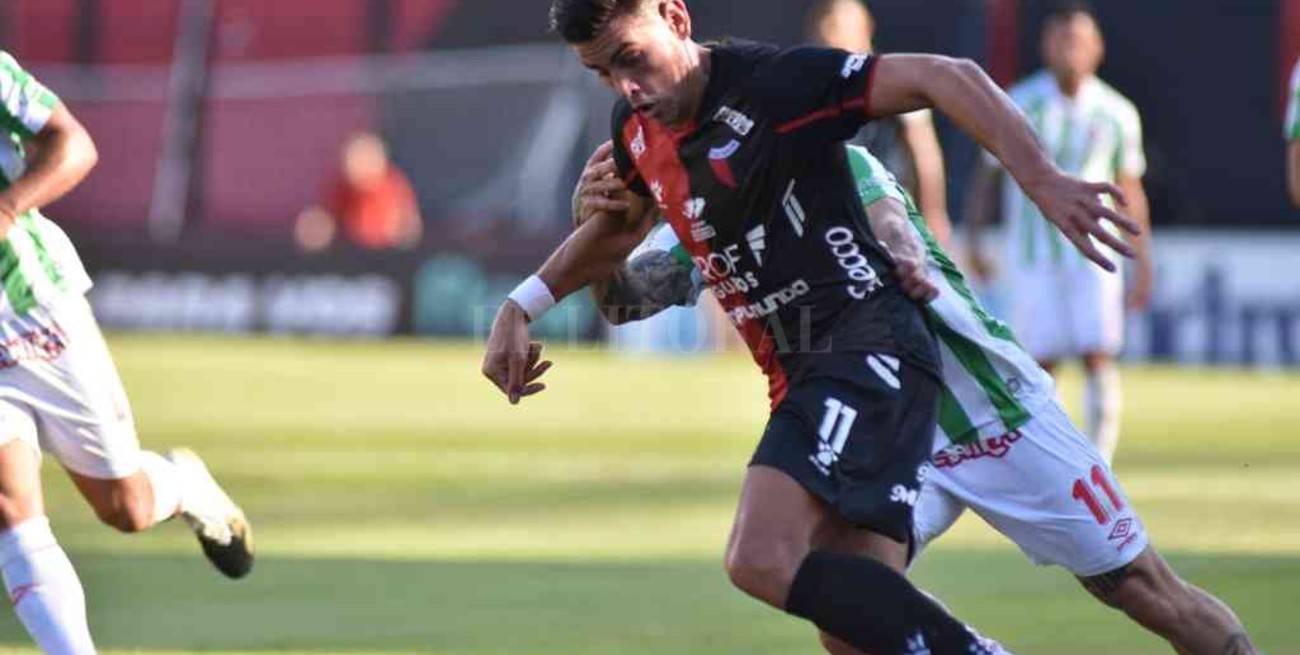 Domínguez armó un Colón "raro" con algunos cambios sorpresivos